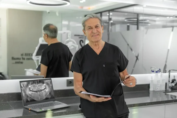 Dentspace Küçükçekmece Ağız ve Diş Sağlığı Polikliniği 1